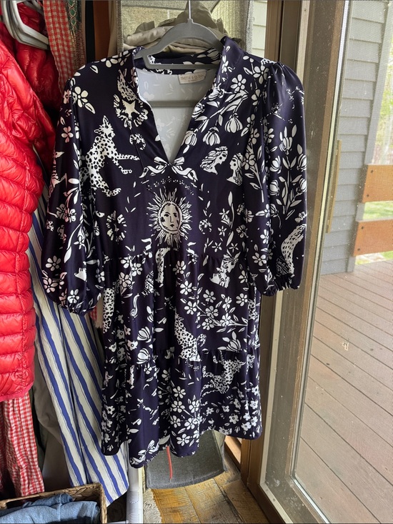 Smith & Quinn Dresses & Skirts - Smith & Quinn Navy and White Dress